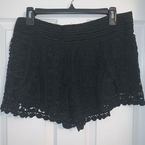 Crochet look shorts